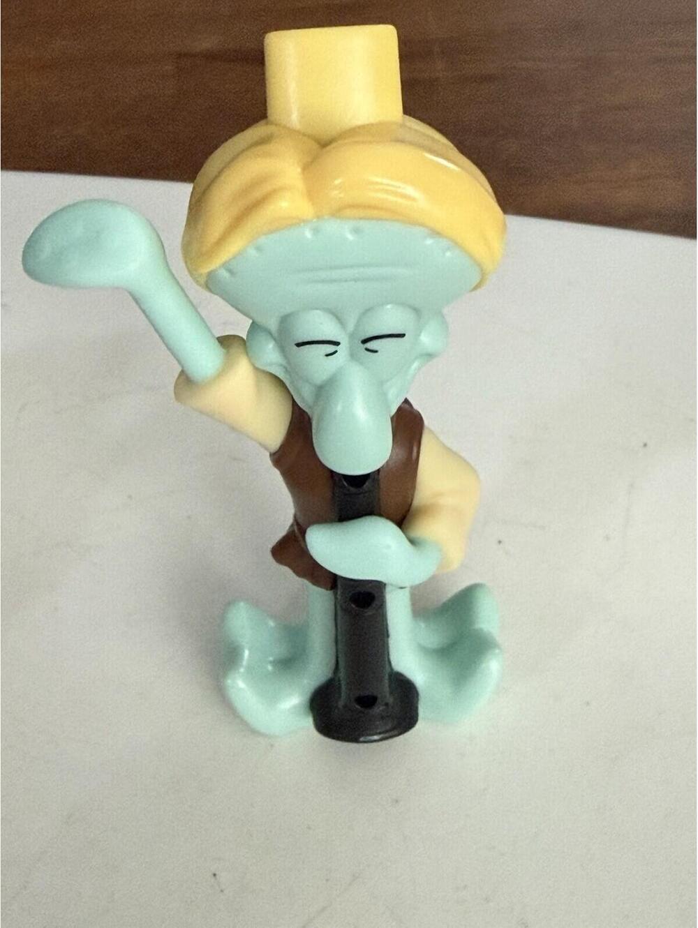 Burger King Spongebob Squarepants SQUIDWARD Playing Recorder Whistle Toy